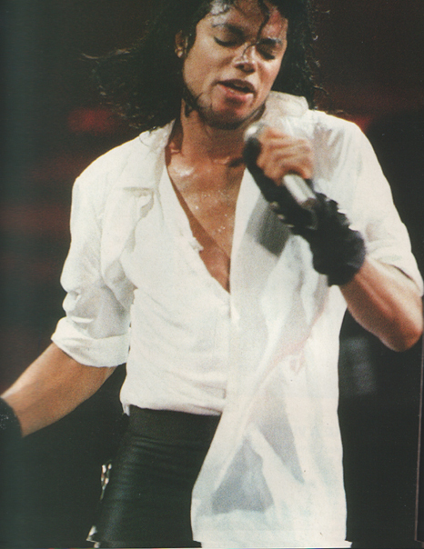 Michael Jackson: “Dirty Diana” Live 1988 Concert | EnterJAIment News